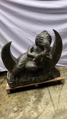 GANESH ON MOON B FRONT